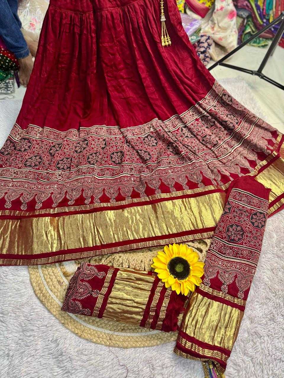 YNF Wholesale Gajji Silk Silk Lehenga KESH576 325 | Surat Manufacturer