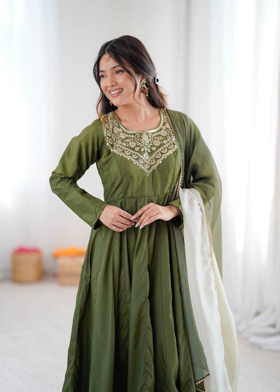 YNF Wholesale Heavy Crepe Printed Gowns KESH617 26 | Surat Manufacturer