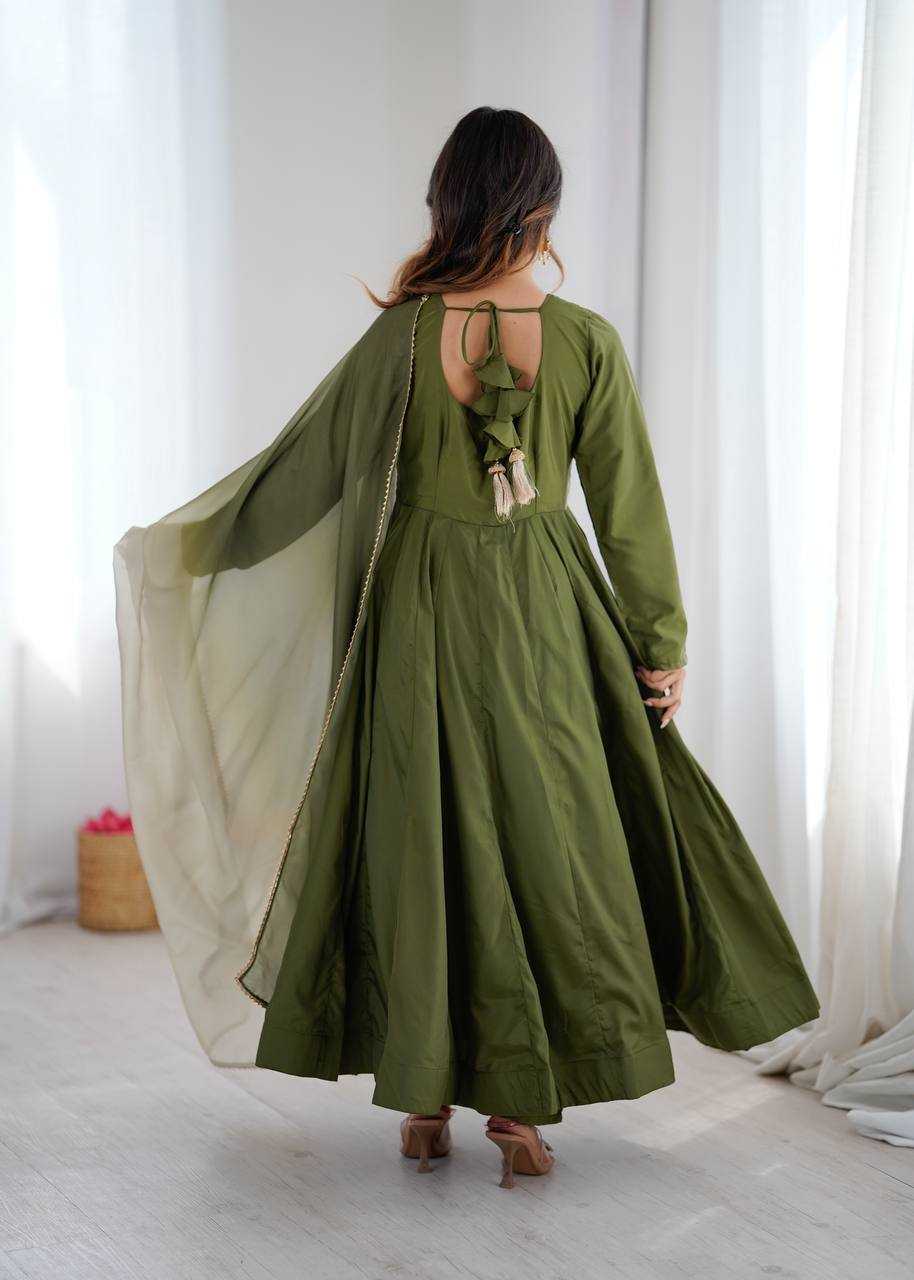YNF Wholesale Heavy Crepe Printed Gowns KESH617 26 | Surat Manufacturer