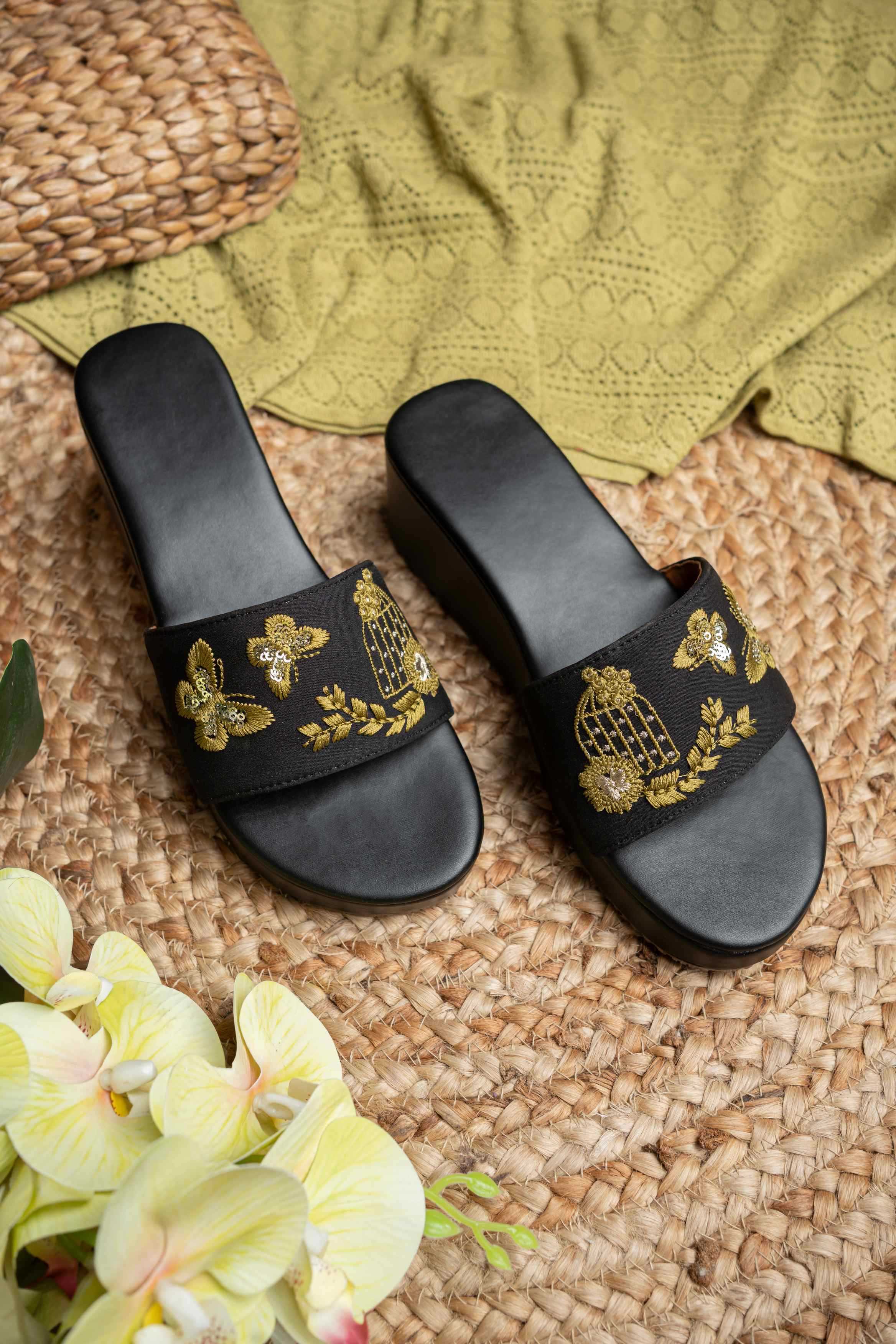 YNF Wholesale Heavy Roman Silk Casual Ethnic Footwear KESH641 JASMIN | Surat Manufacturer