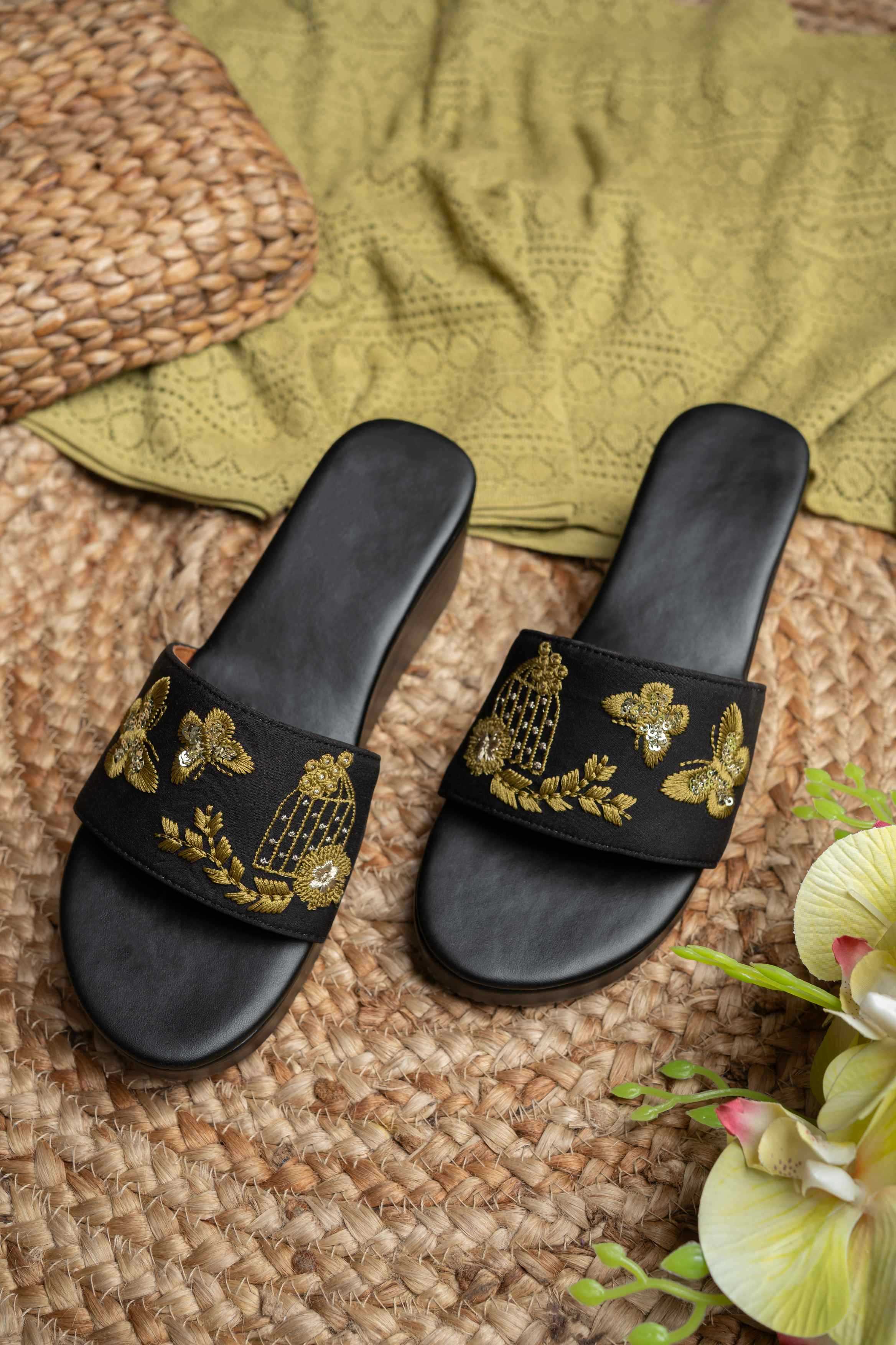 YNF Wholesale Heavy Roman Silk Casual Ethnic Footwear KESH641 JASMIN | Surat Manufacturer