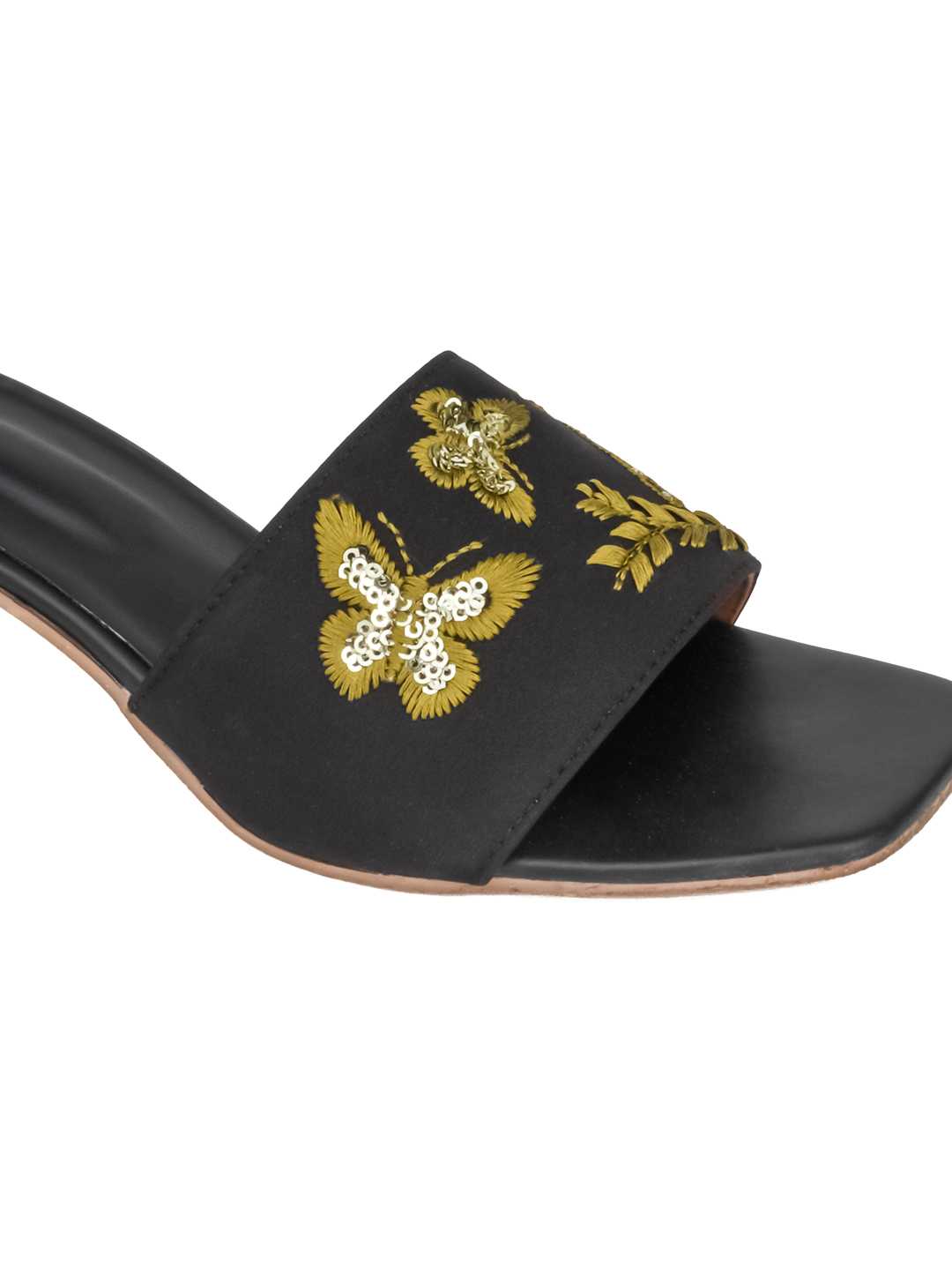 YNF Wholesale Heavy Roman Silk Casual Ethnic Footwear KESH641 POLLI | Surat Manufacturer