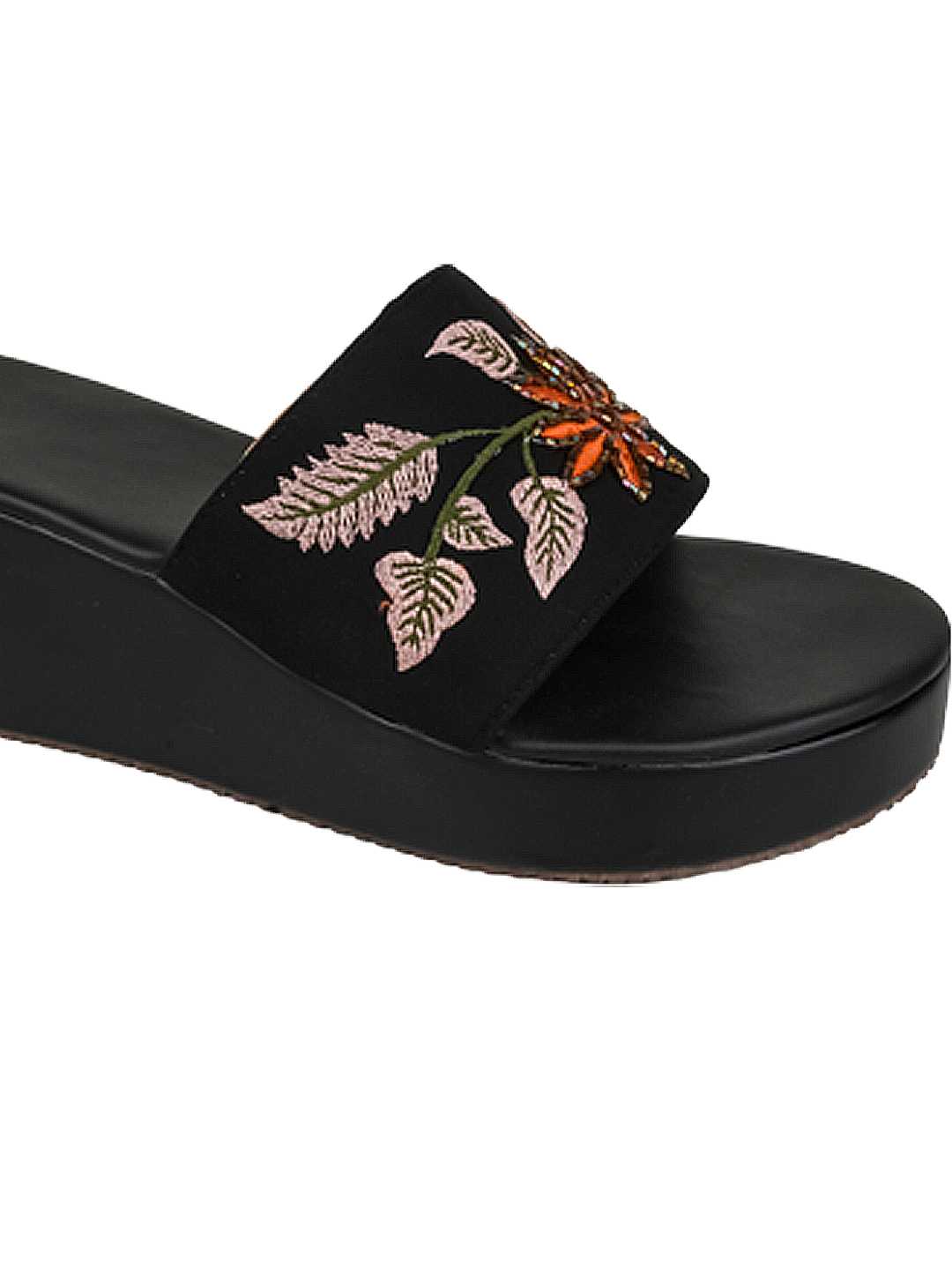 YNF Wholesale Heavy Roman Silk Casual Ethnic Footwear KESH641 SANJUM | Surat Manufacturer