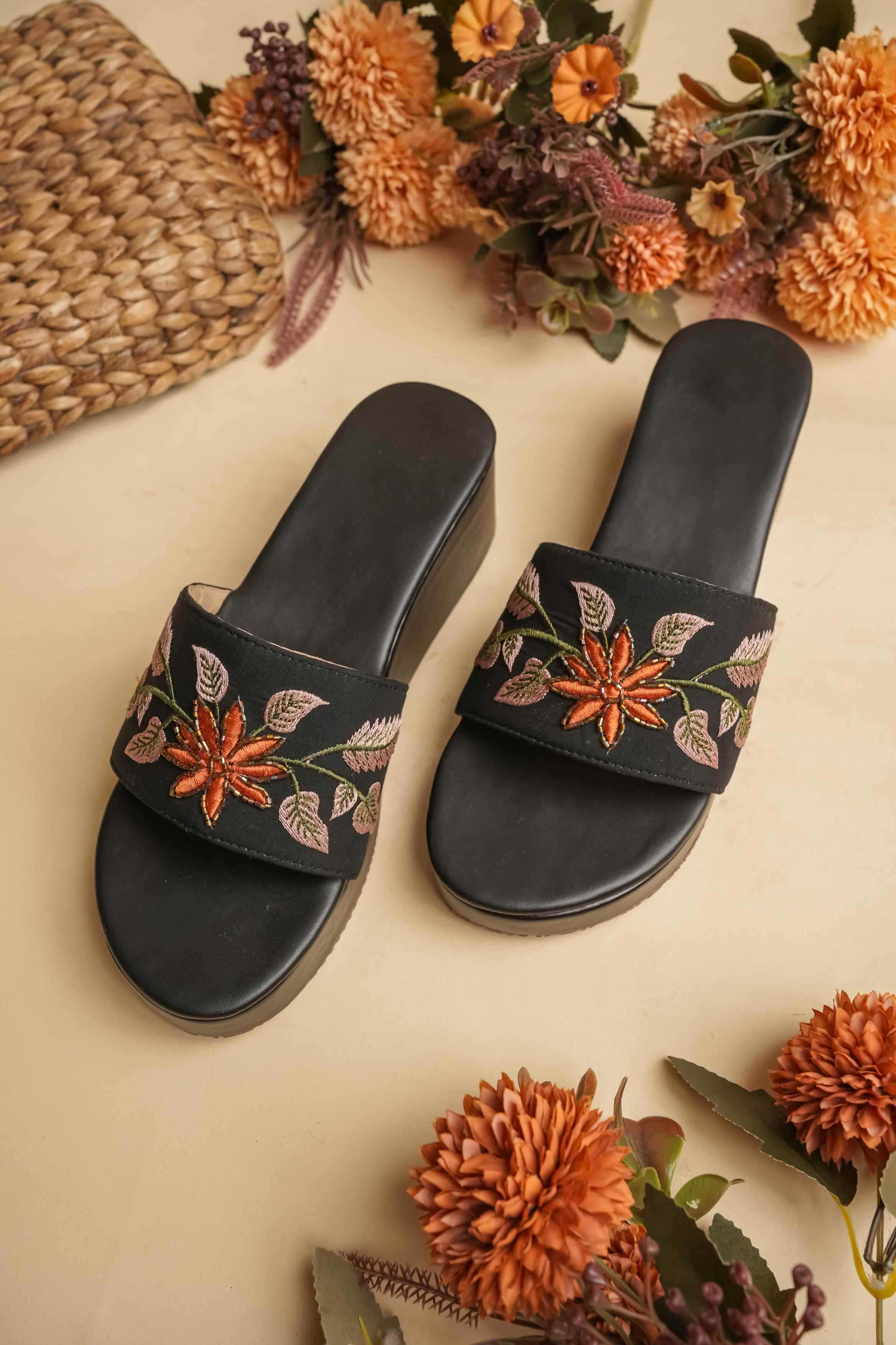 YNF Wholesale Heavy Roman Silk Casual Ethnic Footwear KESH641 SANJUM | Surat Manufacturer