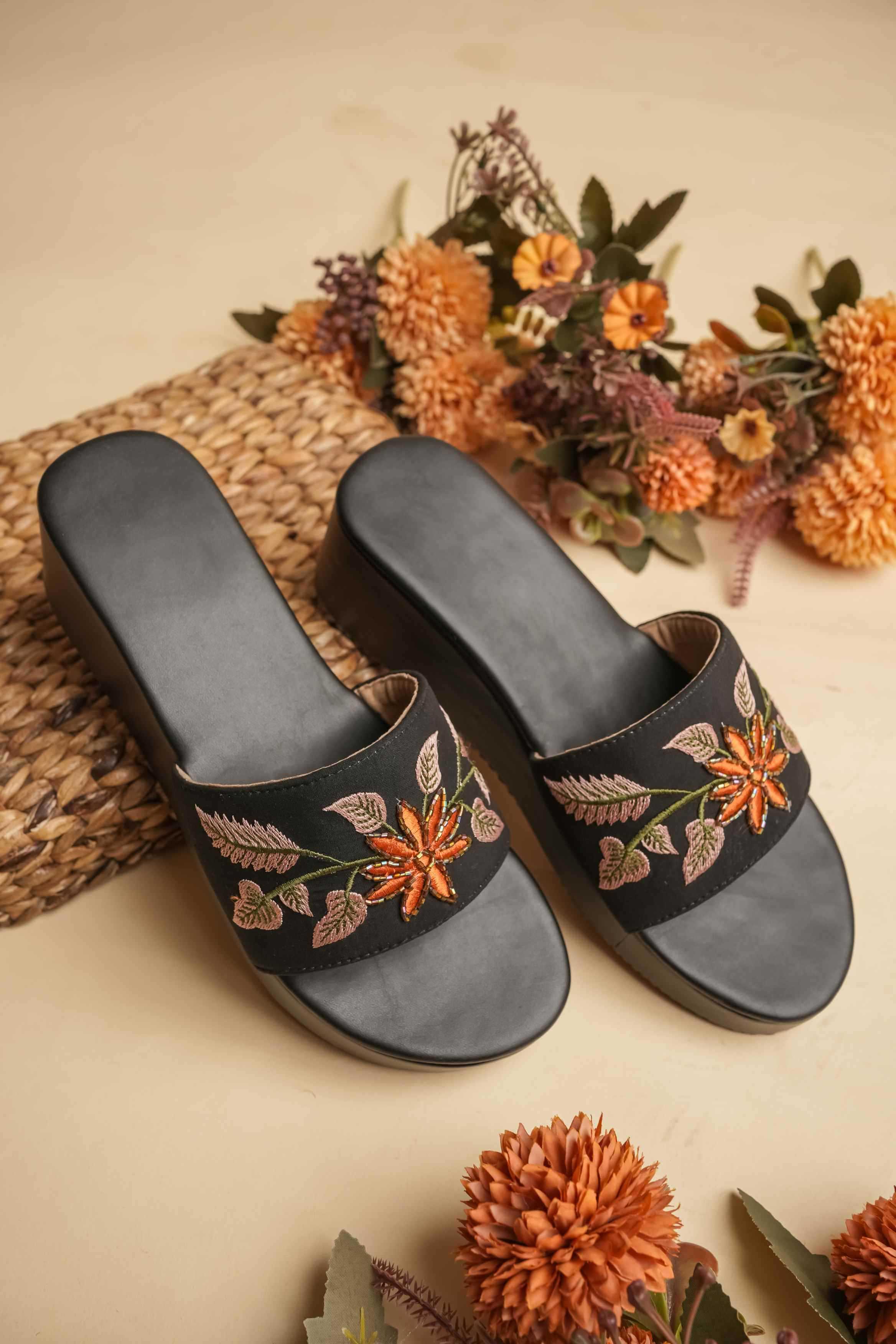 YNF Wholesale Heavy Roman Silk Casual Ethnic Footwear KESH641 SANJUM | Surat Manufacturer