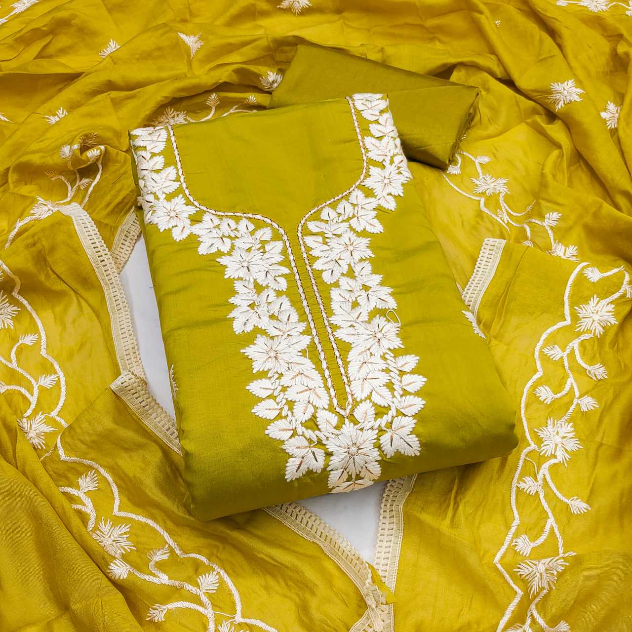 YNF Wholesale Heavy Roman Silk Embroidery Suits KESH648 1536 | Surat Manufacturer
