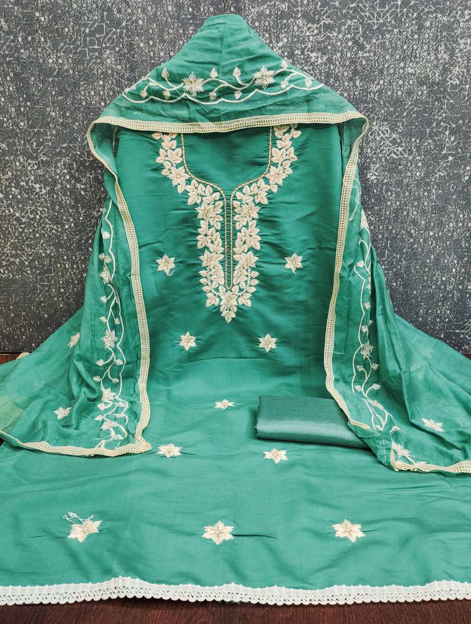 YNF Wholesale Heavy Roman Silk Embroidery Suits KESH648 1536 | Surat Manufacturer