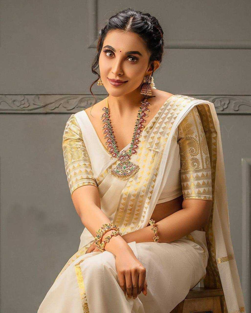 YNF Wholesale Banarasi Soft Silk Banarasi Silk Sarees KESH171 N.F-1744 | Surat Manufacturer