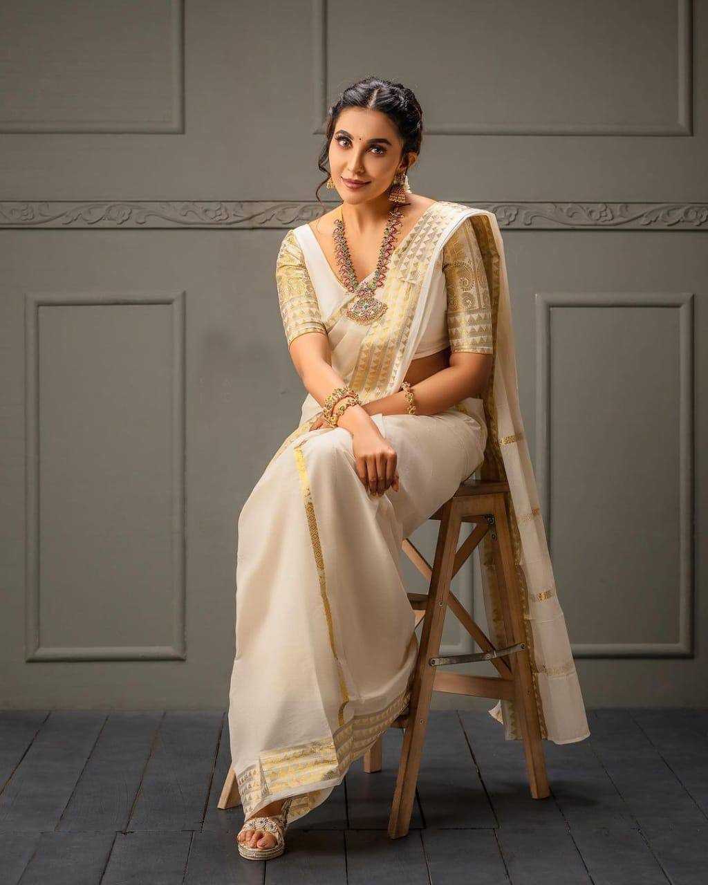 YNF Wholesale Banarasi Soft Silk Banarasi Silk Sarees KESH171 N.F-1744 | Surat Manufacturer