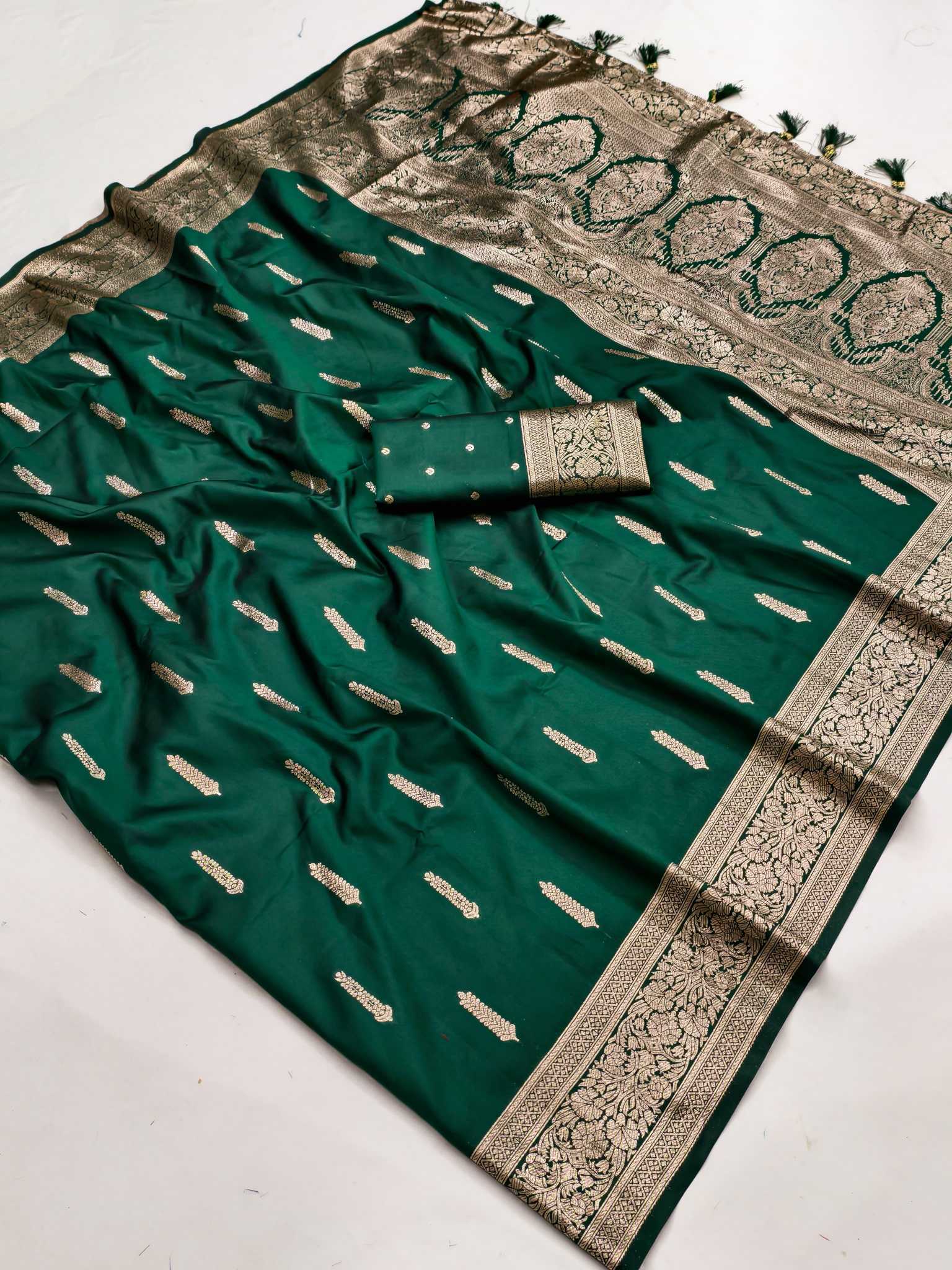 YNF Wholesale Banarasi Soft Silk Banarasi Silk Sarees KESH634 trishul | Surat Manufacturer