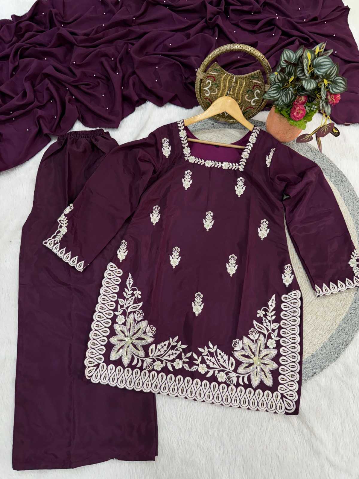 YNF Wholesale Heavy Roman Silk Ladies Suits KESH139 KR- 1003 | Surat Manufacturer