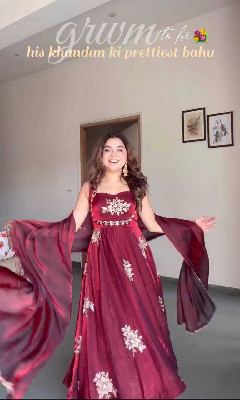YNF Wholesale Jimmy Choo Embroidery Gowns KESH506 1261 | Surat Manufacturer