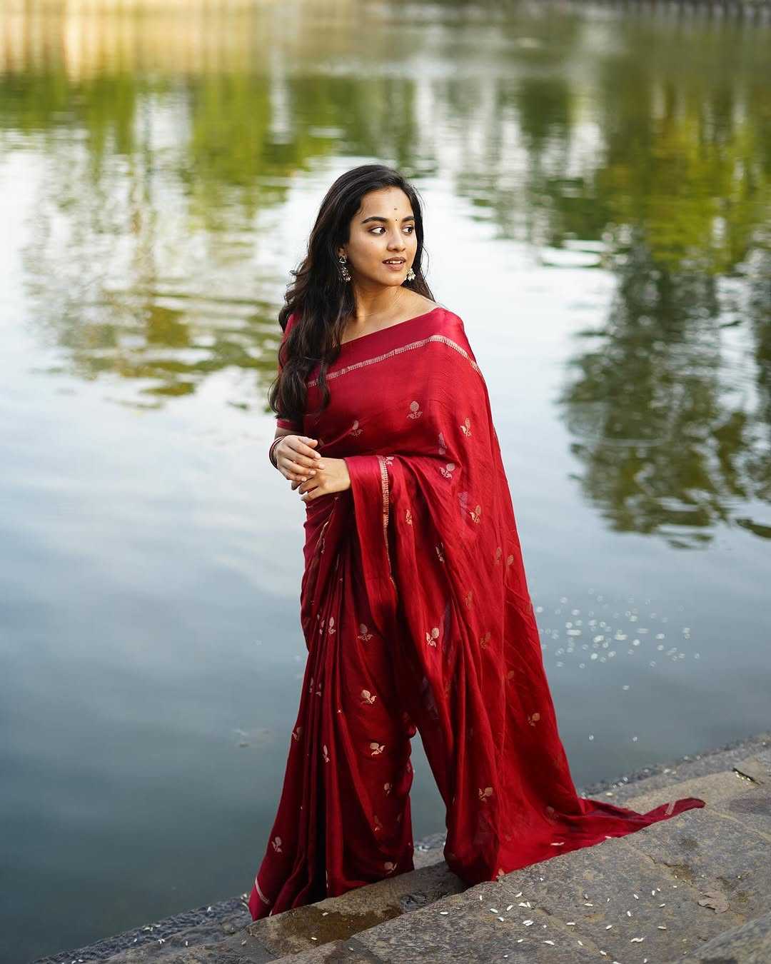 YNF Wholesale Khadi Khadi Silk Sarees KESH604 Partywear | Surat Manufacturer