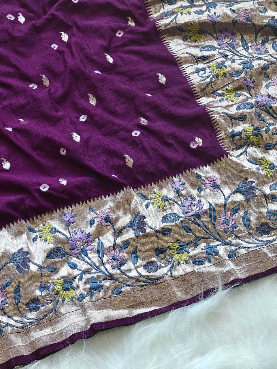 YNF Wholesale Silk Traditional Silk Sarees KESH249 RAW SILK | Surat Manufacturer