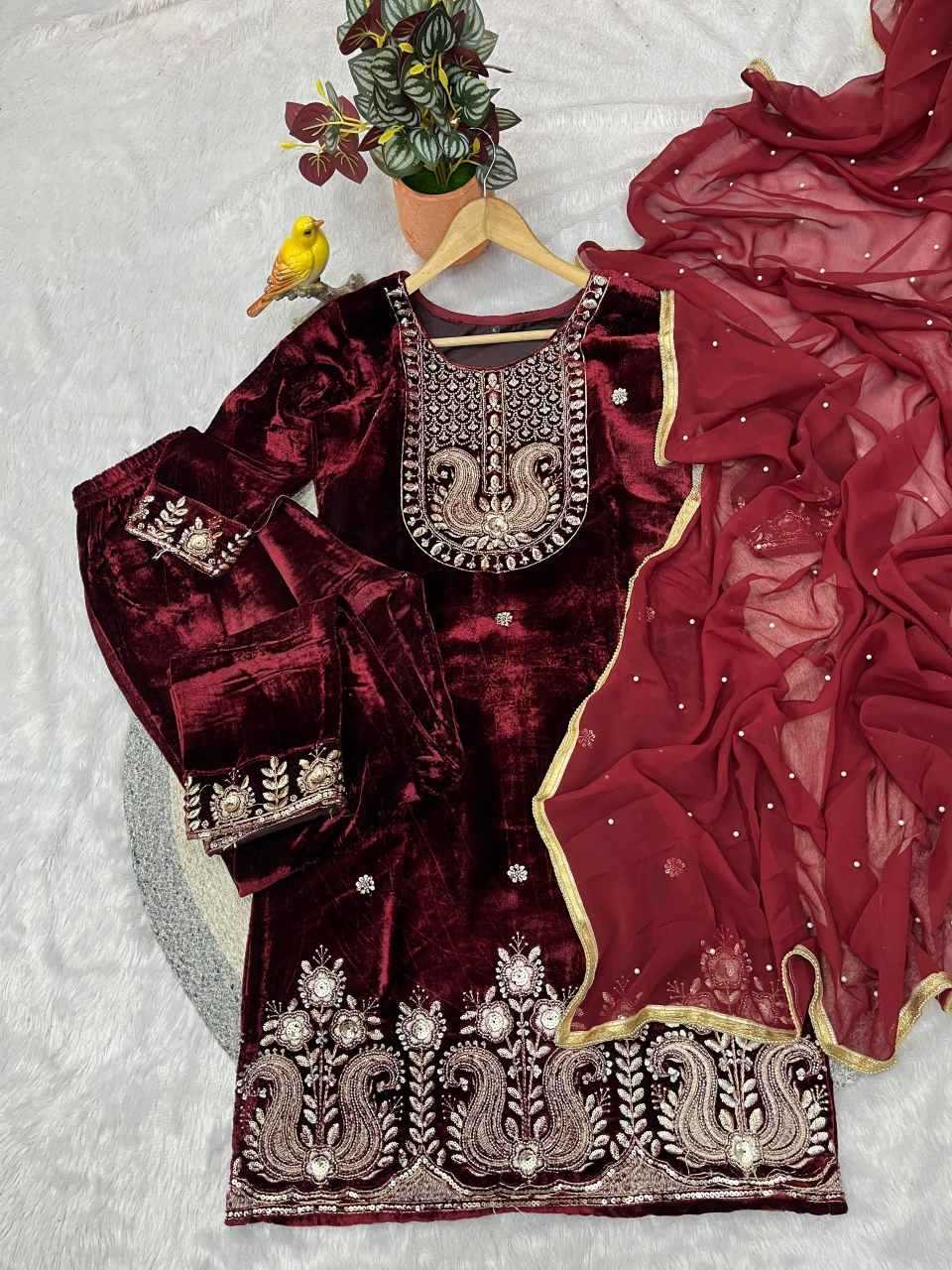 YNF Wholesale Velvet Velvet Suits  | Surat Manufacturer