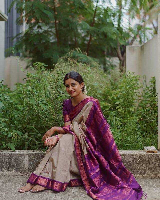 YNF Wholesale Lichi Silk Banarasi Silk Sarees  | Surat Manufacturer