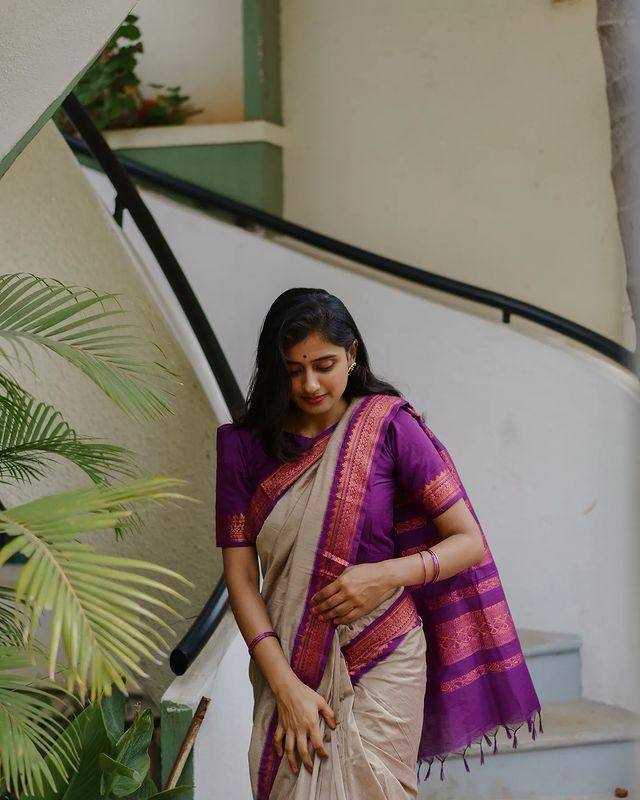 YNF Wholesale Lichi Silk Banarasi Silk Sarees  | Surat Manufacturer