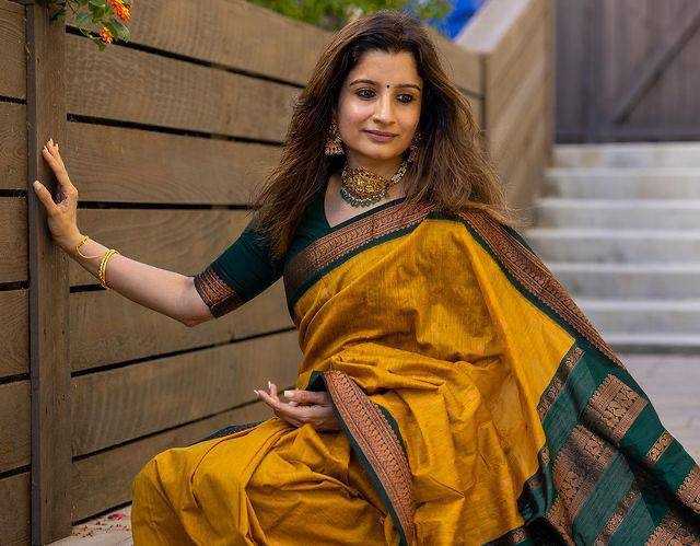 YNF Wholesale Lichi Silk Banarasi Silk Sarees  | Surat Manufacturer