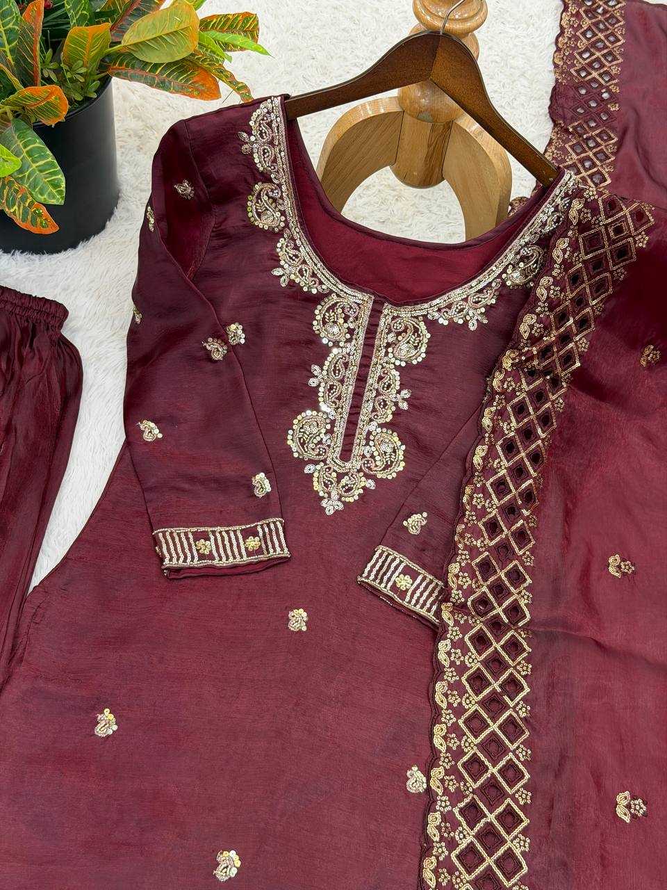 YNF Wholesale Jimmy Choo Palazzo Suit  | Surat Manufacturer