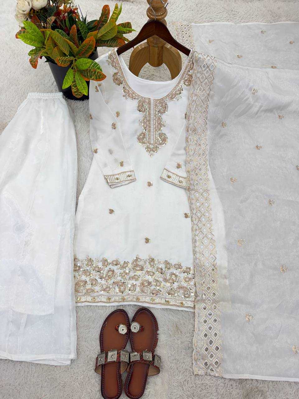 YNF Wholesale Jimmy Choo Palazzo Suit  | Surat Manufacturer