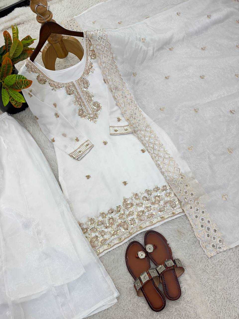 YNF Wholesale Jimmy Choo Palazzo Suit  | Surat Manufacturer