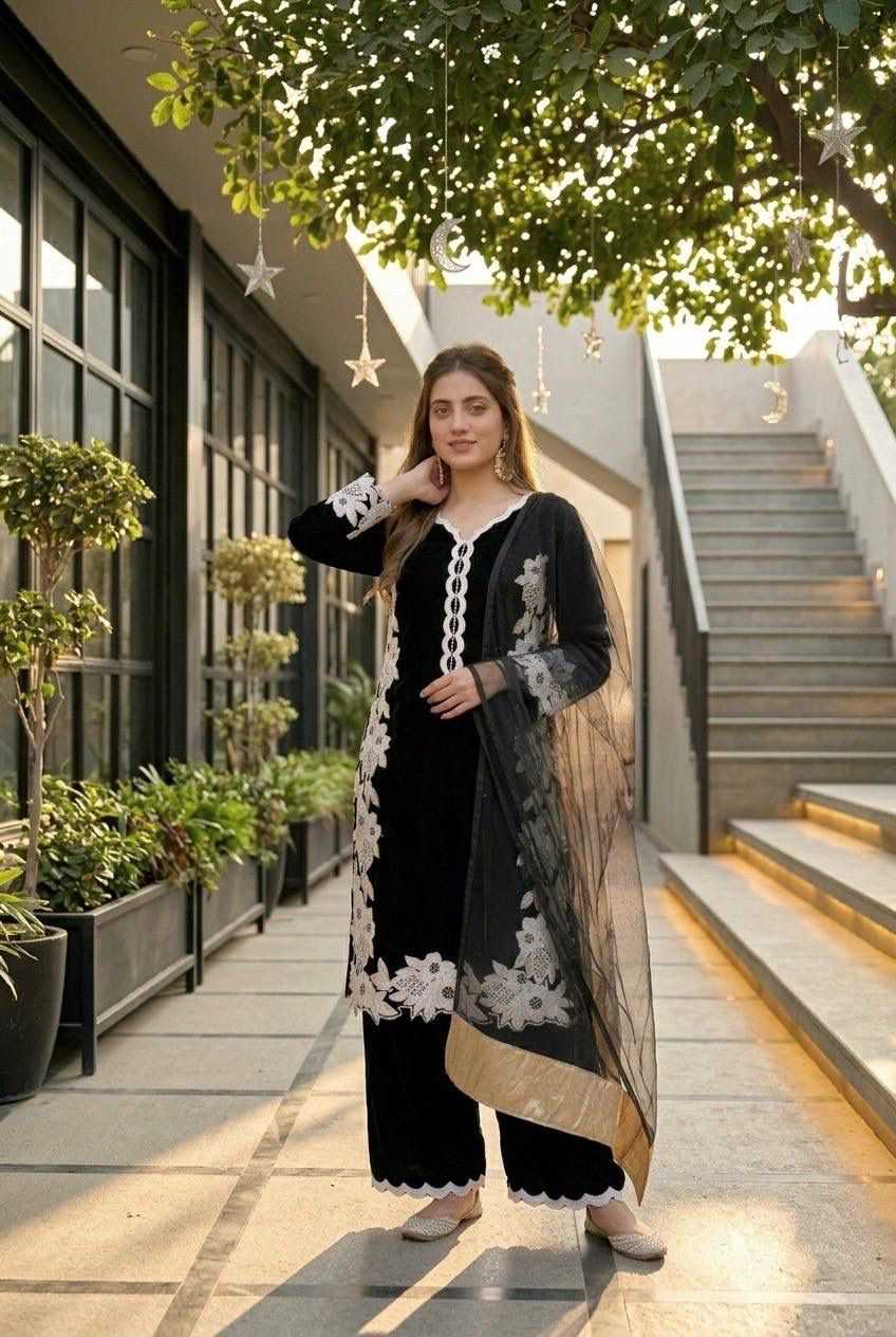 YNF Wholesale Heavy Silk Palazzo Suit  | Surat Manufacturer