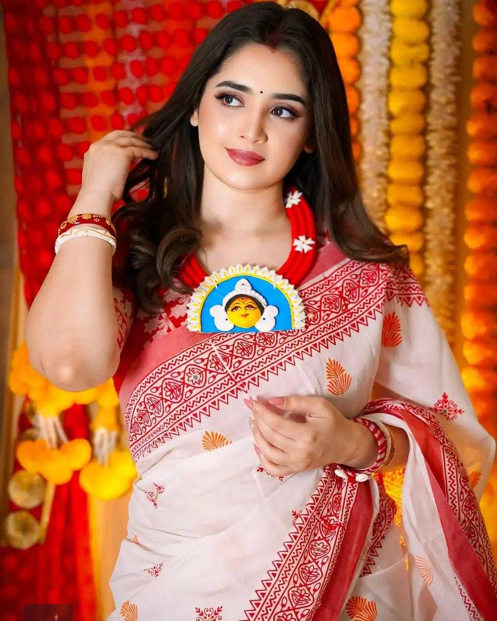 YNF Wholesale Linen Printed Sarees  | Surat Manufacturer
