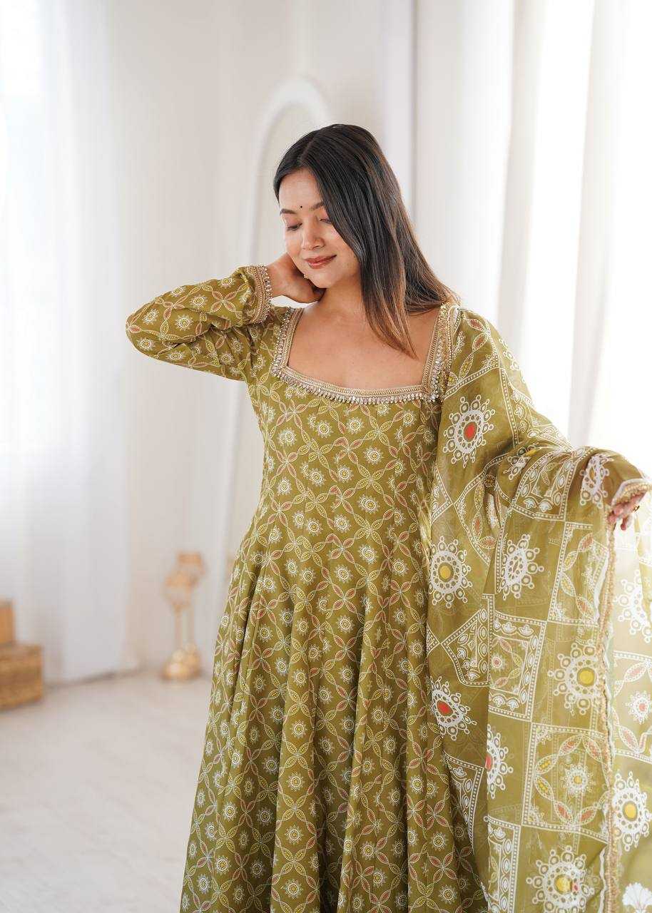 YNF Wholesale Maslin Printed Gowns  | Surat Manufacturer