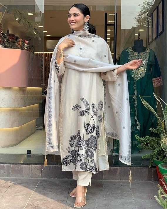 YNF Wholesale Rayon Printed Suits  | Surat Manufacturer