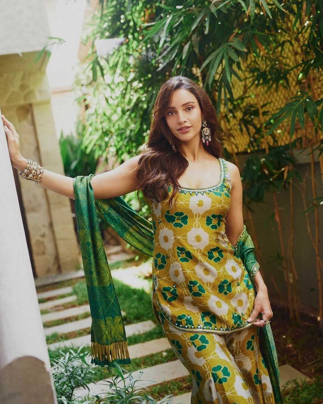 YNF Wholesale Chinon Silk Printed Suits  | Surat Manufacturer
