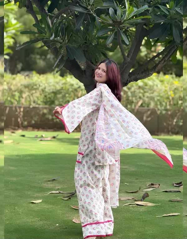 YNF Wholesale Crepe Printed Suits  | Surat Manufacturer