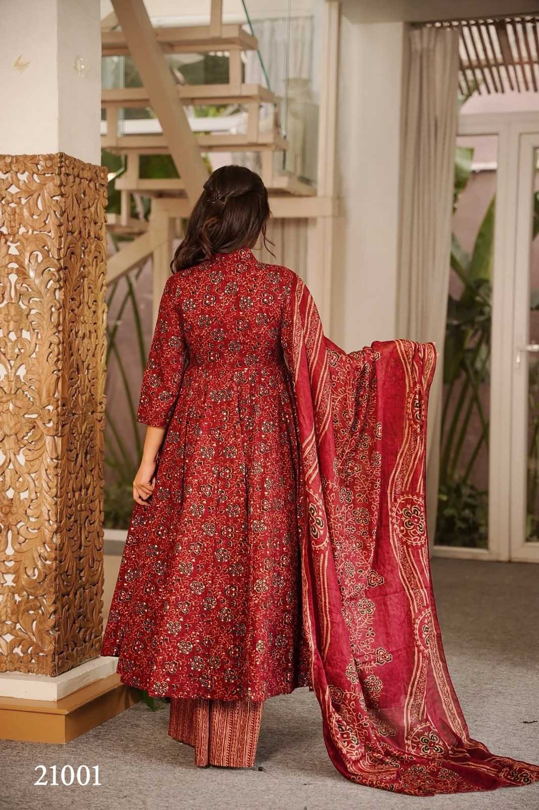 YNF Wholesale Muslin Silk Ladies Silk Suit  | Surat Manufacturer