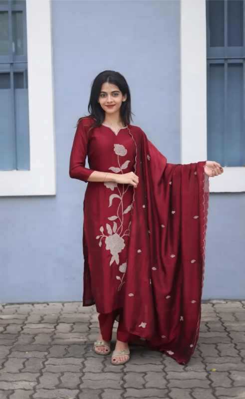 YNF Wholesale Cotton Cotton Kurtis KESH209 VIHANA | Surat Manufacturer