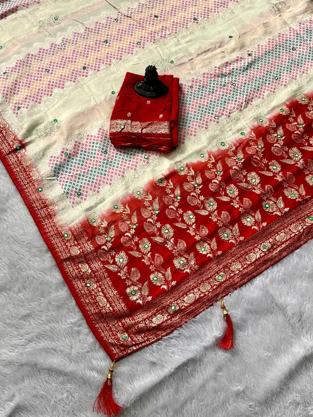 YNF Wholesale Viscose Printed Sarees KESH514 Uns | Surat Manufacturer