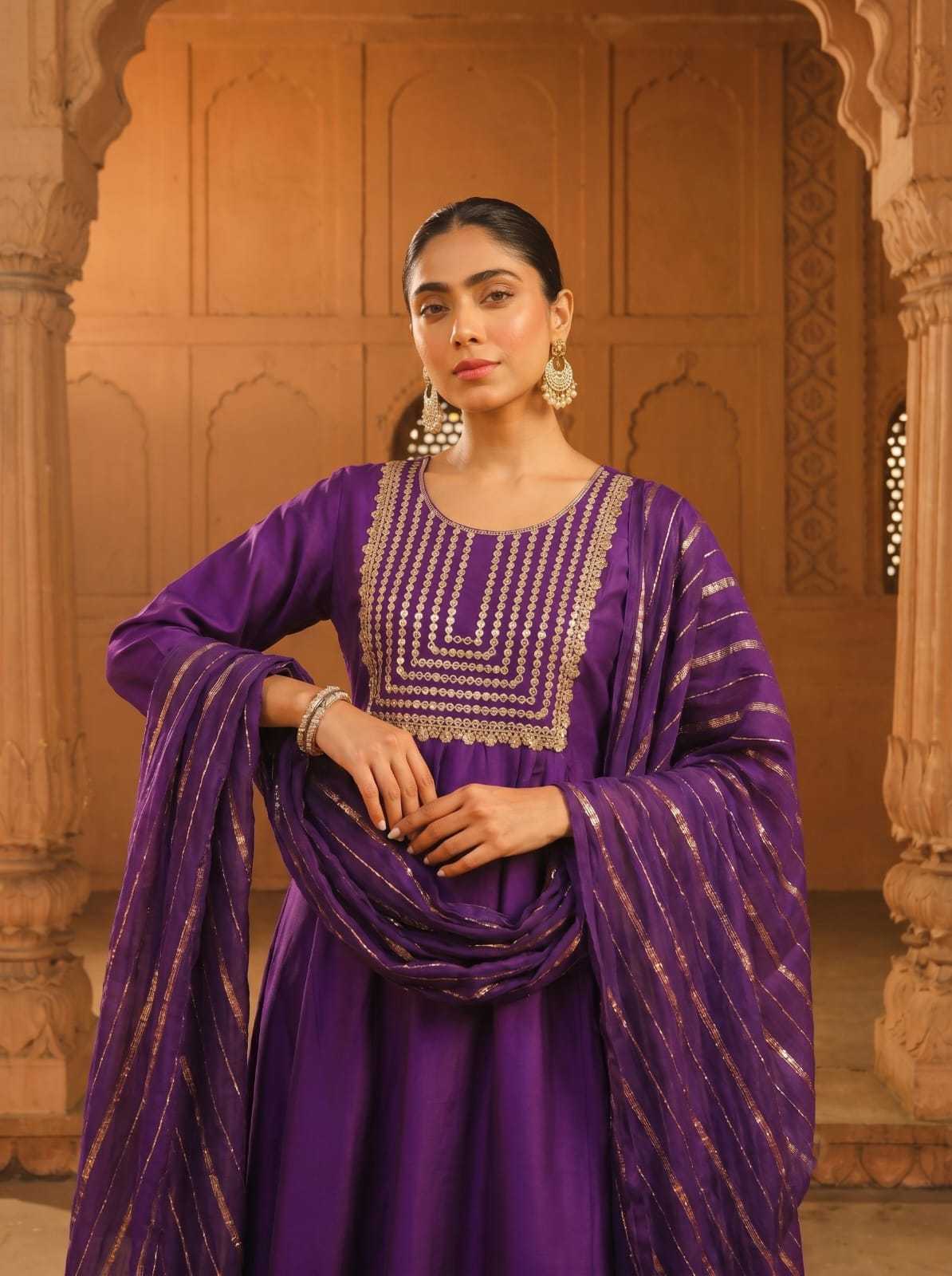 YNF Wholesale Viscose Designer Kurtis KESH529 GEETA | Surat Manufacturer