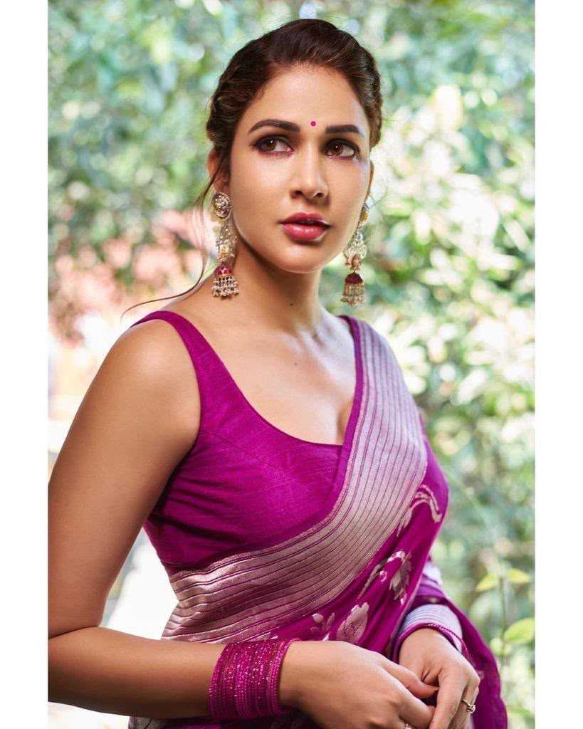YNF Wholesale Soft Silk Party Wear Sarees  | Surat Manufacturer