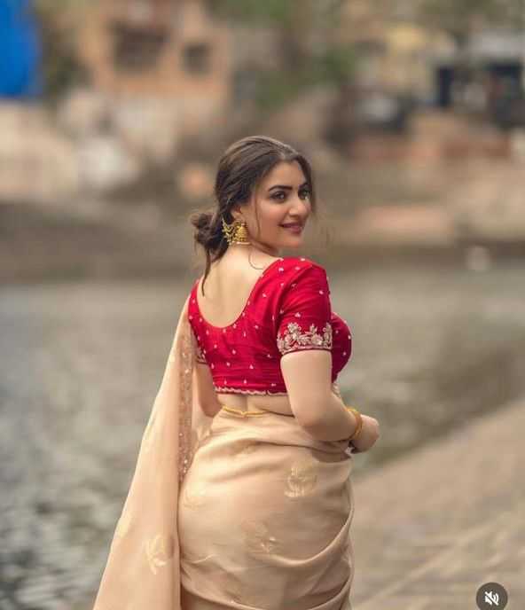 YNF Wholesale Crush Silk Traditional Silk Sarees  | Surat Manufacturer