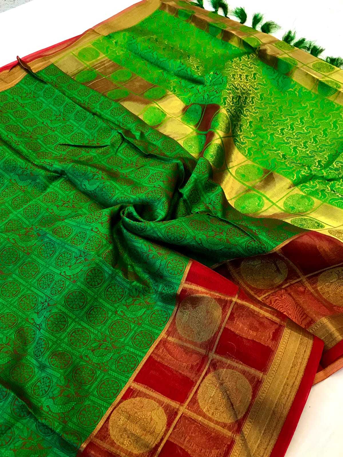 YNF Wholesale Banarasi Soft Silk Banarasi Silk Sarees KESH663 Amrita | Surat Manufacturer