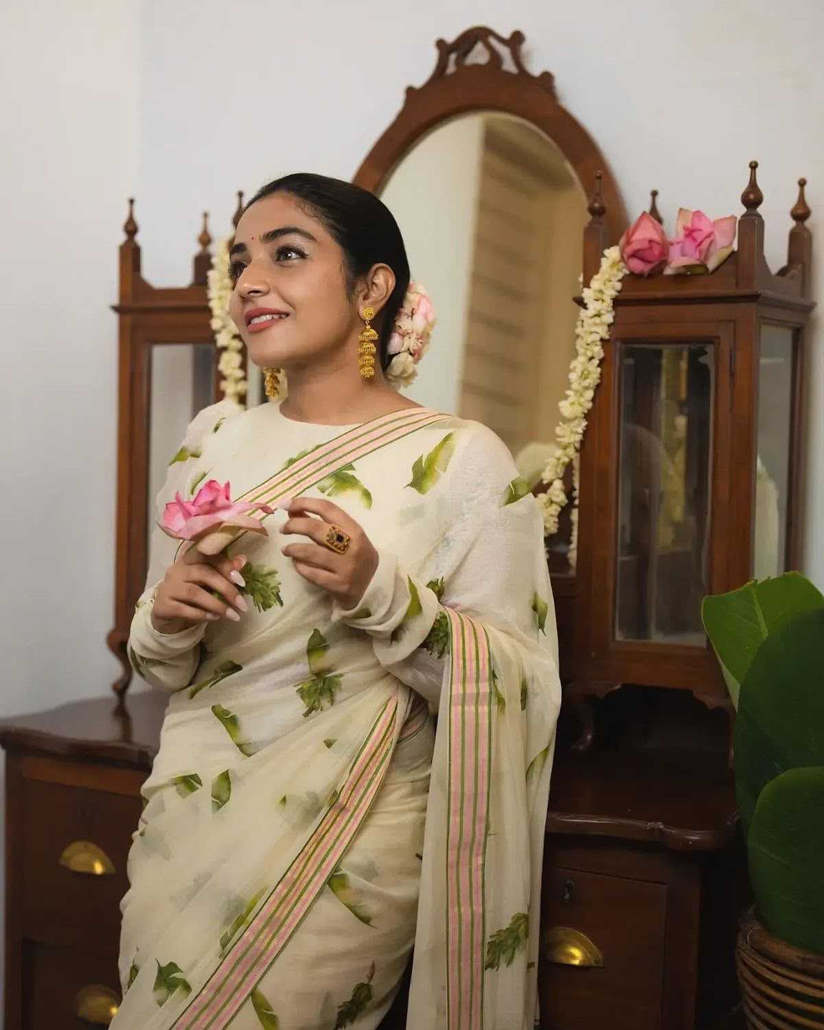 YNF Wholesale Linen Printed Sarees KESH690 341 | Surat Manufacturer