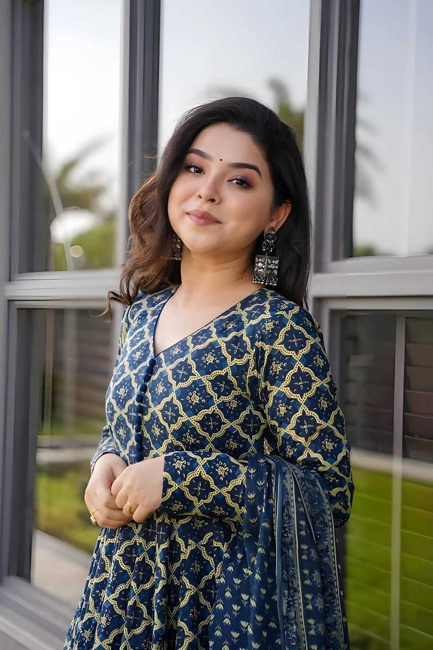 YNF Wholesale Rayon Printed Kurtis KESH745 1001 | Surat Manufacturer