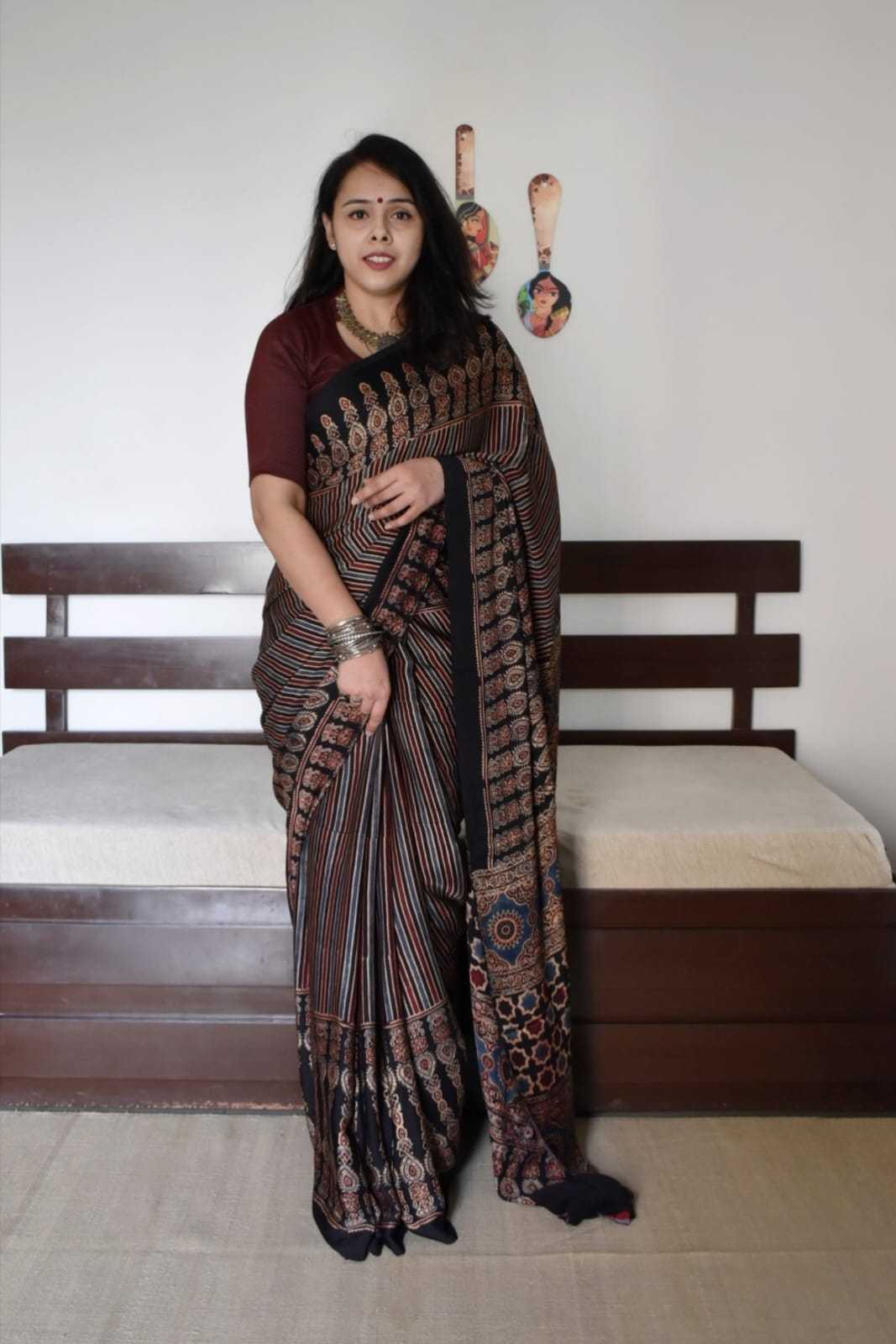 YNF Wholesale Muslin Silk Soft Silk Sarees | Surat Manufacturer