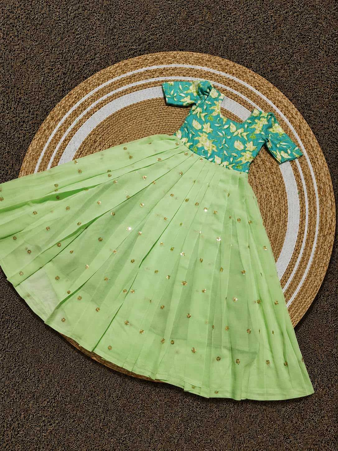 YNF Wholesale Pure Silk Mother Daughter Matching Gowns  | Surat Manufacturer