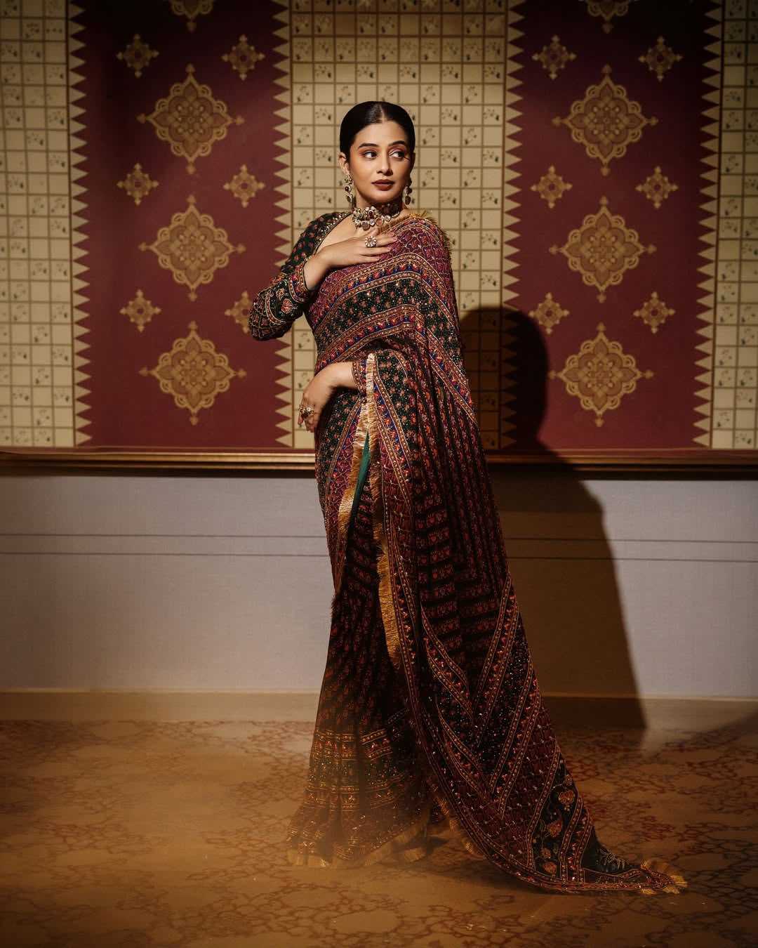 YNF Wholesale Chinon Silk Printed Silk Saree RIN164 Jyotika | Surat Manufacturer
