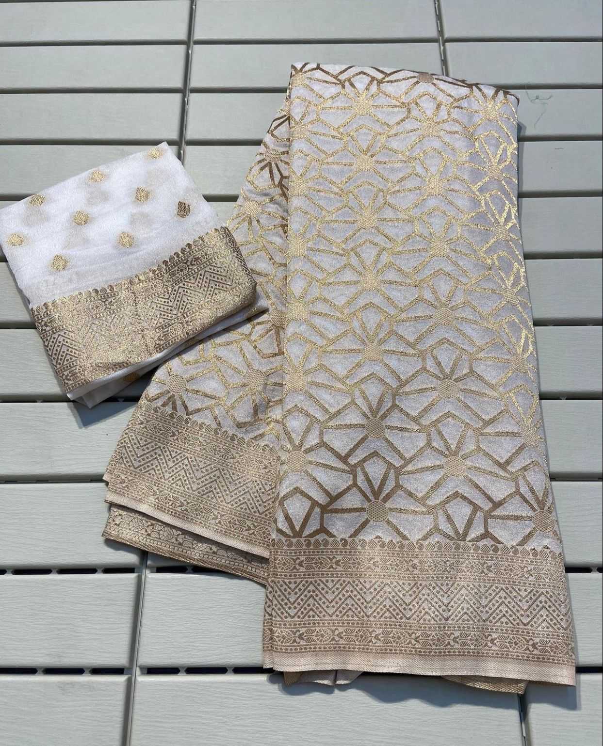 YNF Wholesale Khadi Khadi Silk Sarees KESH484 Chaarvi | Surat Manufacturer