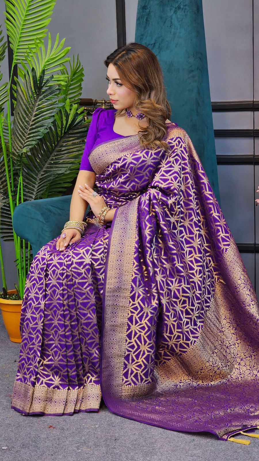 YNF Wholesale Khadi Khadi Silk Sarees KESH484 Chaarvi | Surat Manufacturer