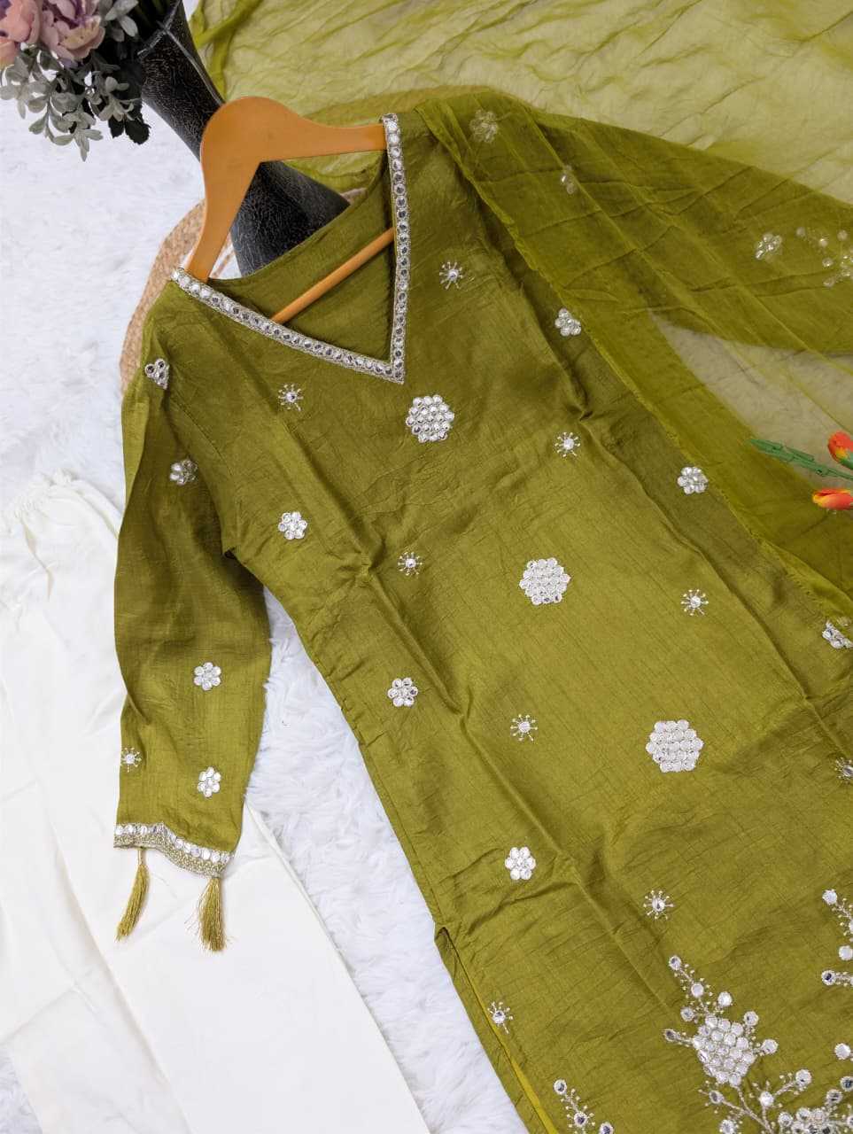 YNF Wholesale Viscose Festive Kurtis KESH529 KAVITA | Surat Manufacturer