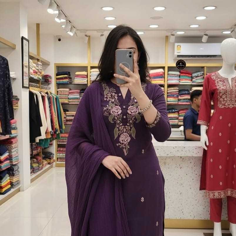 YNF Wholesale Rayon Ladies Suits KESH536 Kashvi | Surat Manufacturer