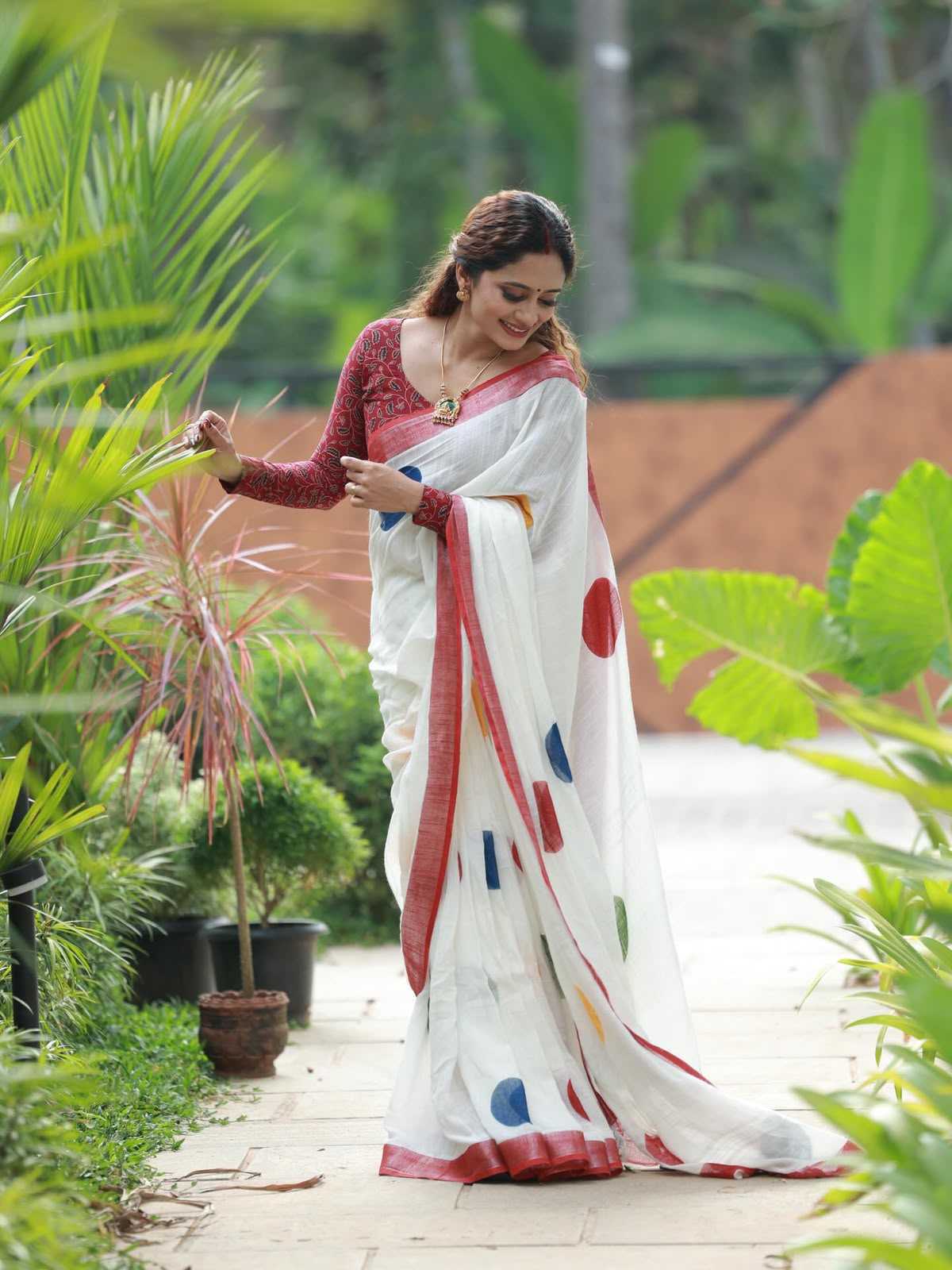 YNF Wholesale Cotton Printed Sarees KESH556 379 | Surat Manufacturer