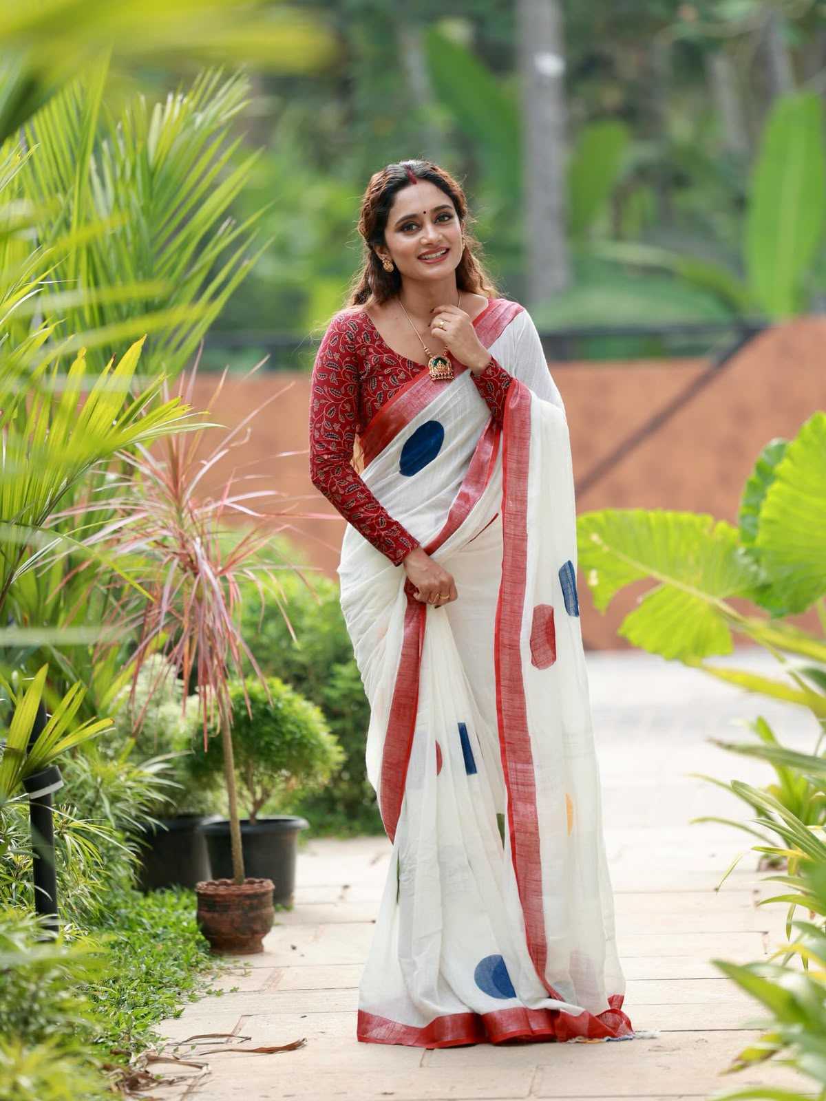YNF Wholesale Cotton Printed Sarees KESH556 379 | Surat Manufacturer