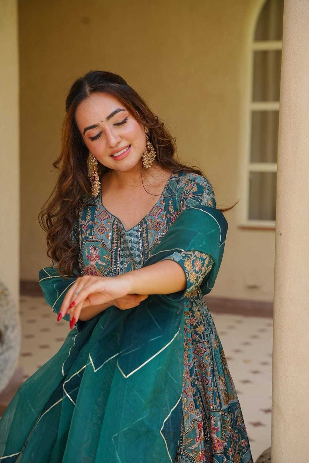 YNF Wholesale Chinon Printed Gowns KESH625 013 | Surat Manufacturer